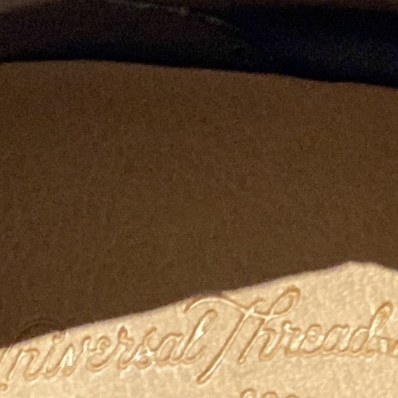 Universal Thread Booties - Picture 8 of 8